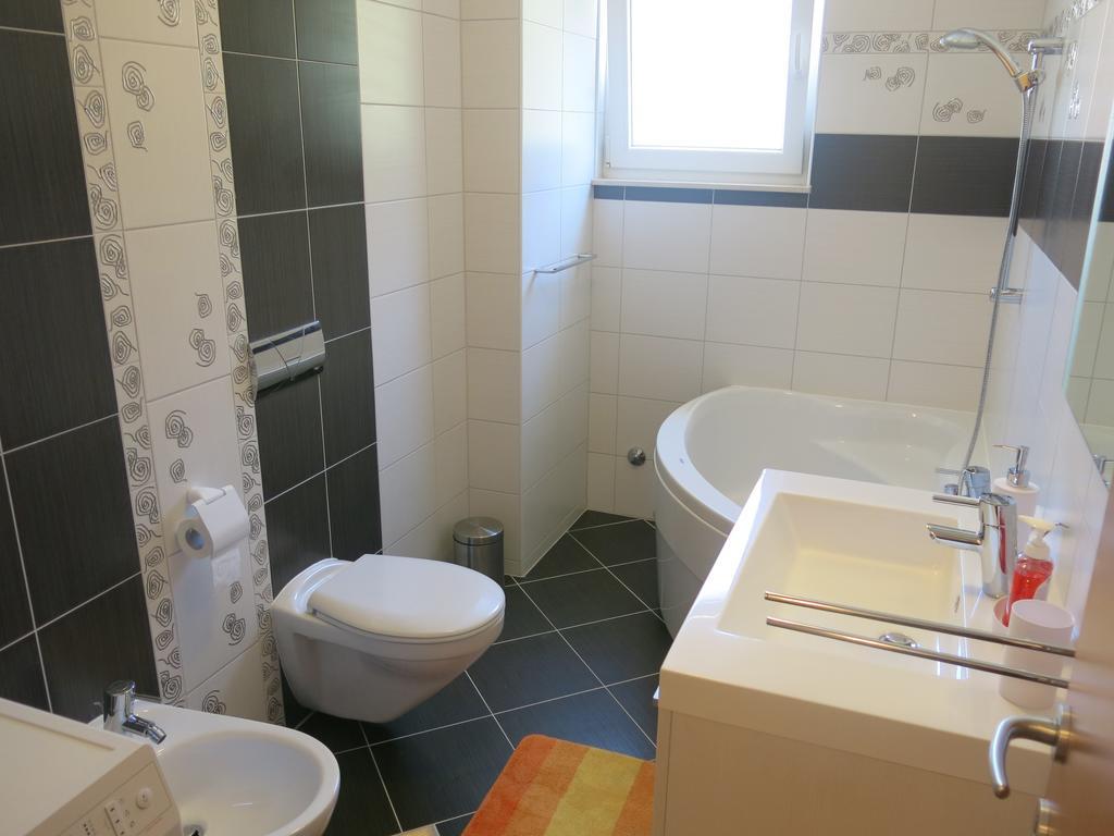 Sunrise Apartment Trogir Oda fotoğraf